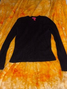 Alexandra Bartlett Black soft Long-Sleeve Knit Top